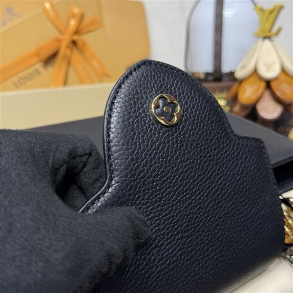 2026120164255974 270